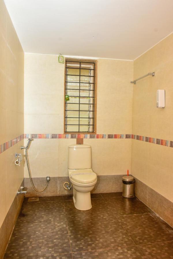 Surya Kiran Miramar Acomodação com café da manhã Pangim Exterior foto